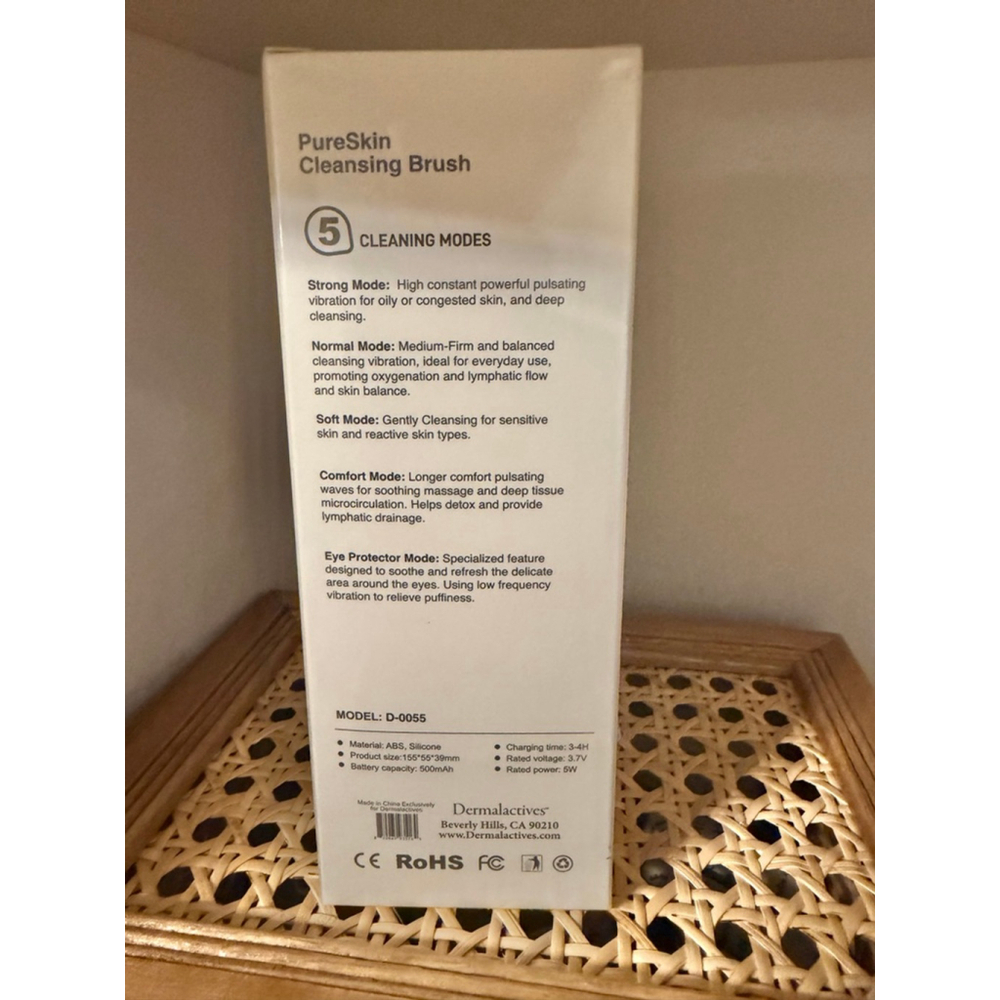 NEW in Box Dermalactives PureSkin Cleansing Brush One Size Light Blue - Picture 3 of 5